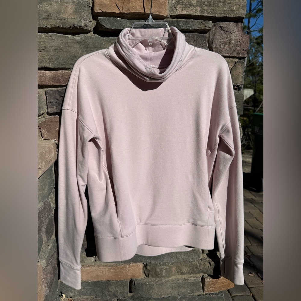 Lulu Lemon Women's Light Pink Sweater